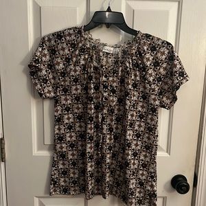 Kim Rogers multi color short sleeve blouse with tie front